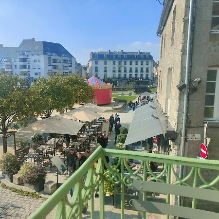 Studio Balcon De La Place Dinan Exterior photo